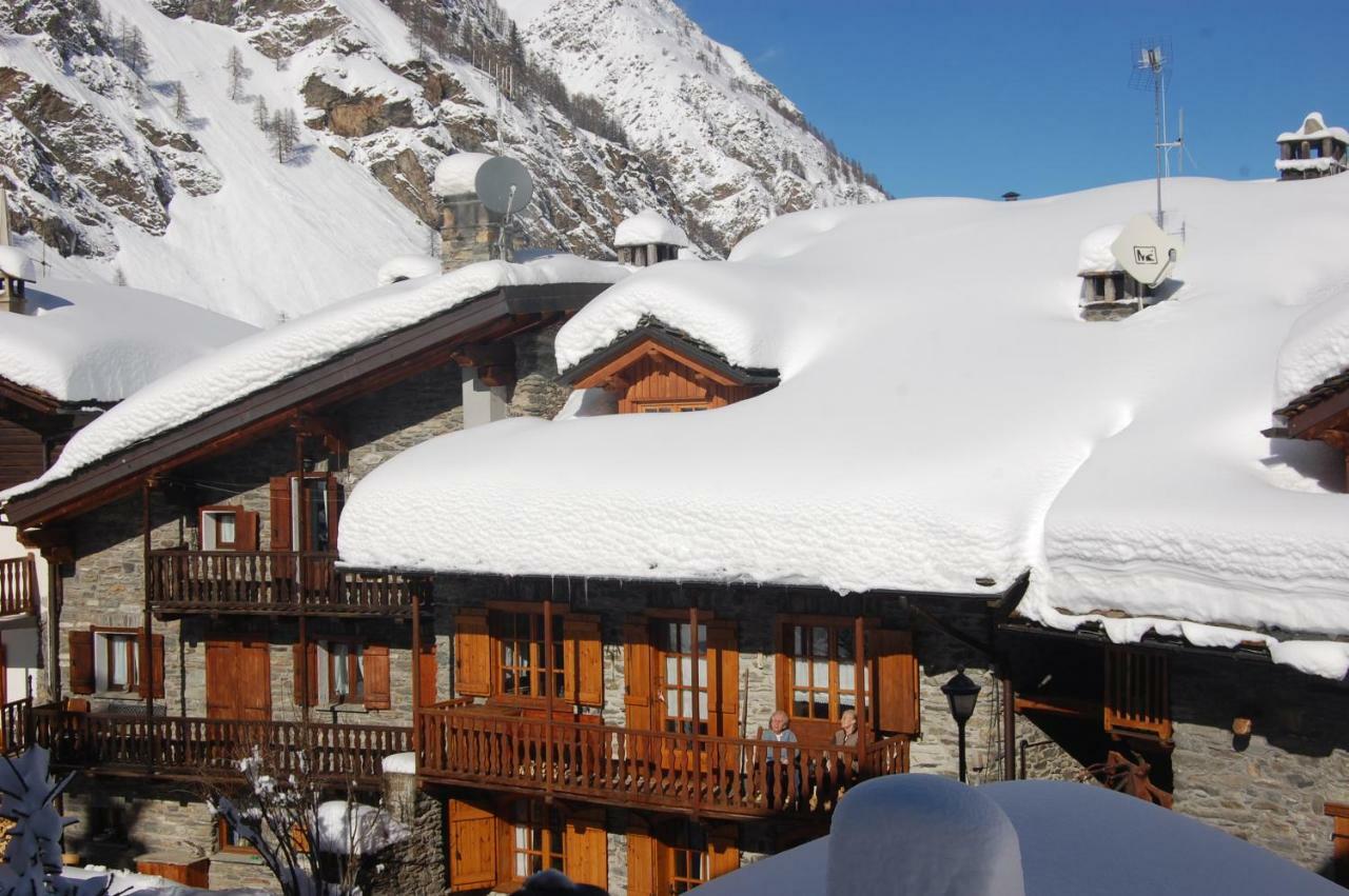 Case Gran Paradiso Rhemes Notre Dame Bilik gambar